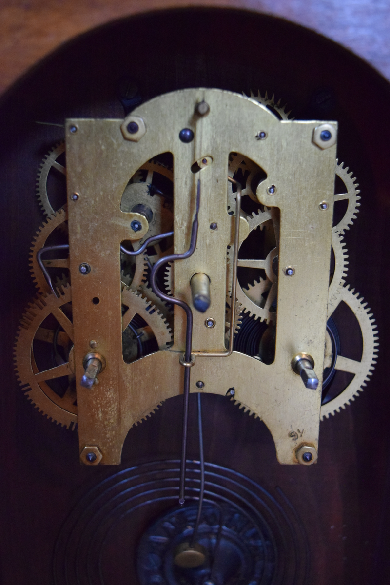 Illustration for article titled *FINAL UPDATE*...so....any Oppos know anything about repairing Antique clocks?